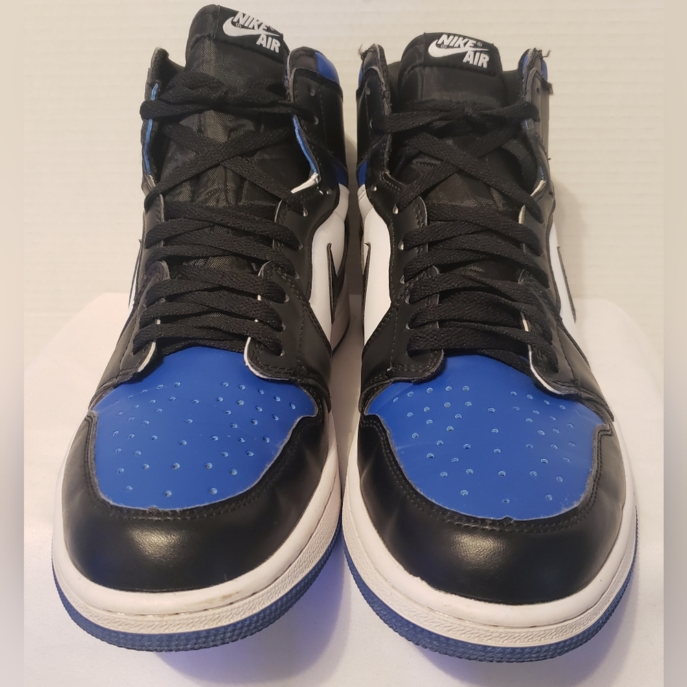 Air Jordan 1 Retro OG High "Royal Toe" Size 13 555088-041 - Picture 8 of 11